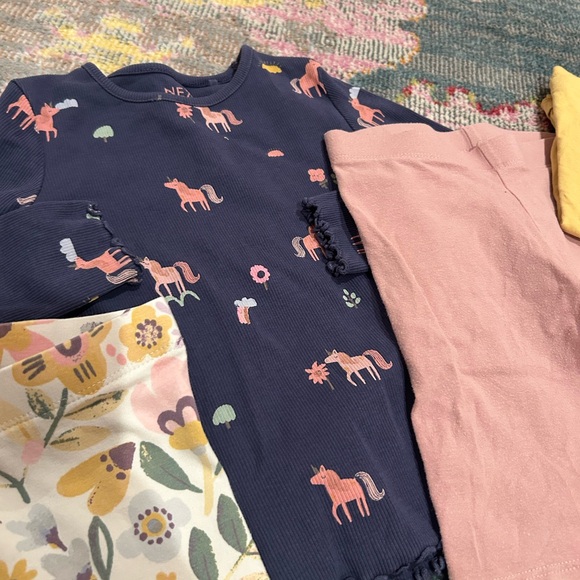 Next UK 5 piece bundle 4/5 years - Picture 4 of 7